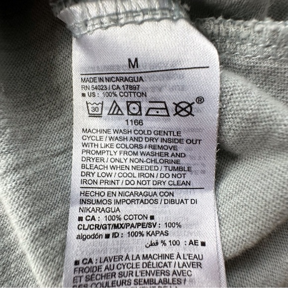 Old Navy Gray Graphic Tee - Good Vibes State of Mind women’s medium - Picture 11 of 12